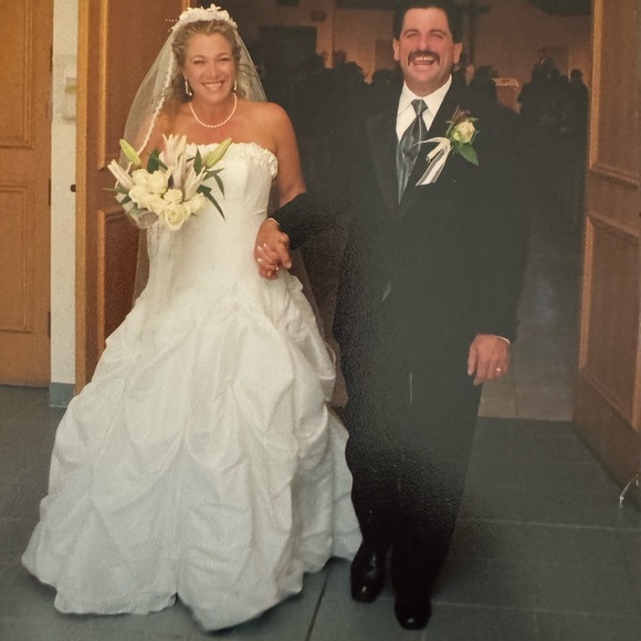Maggie Sartori wedding dress
